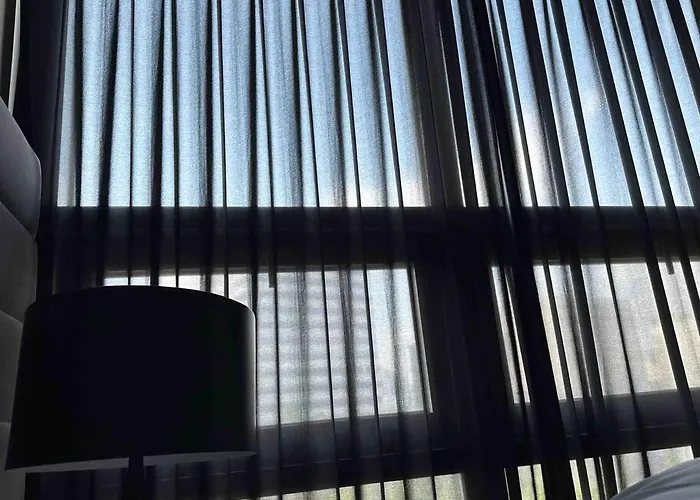 Apartment Elegant In Seoul's Vibrant Core! Seoul
